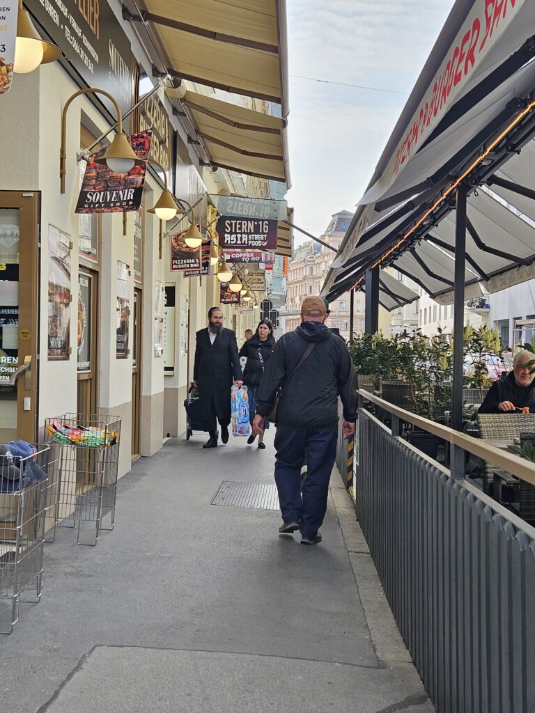 Stadtwanderung Wien – 10 000 Schritte abseits der Touristenmassen